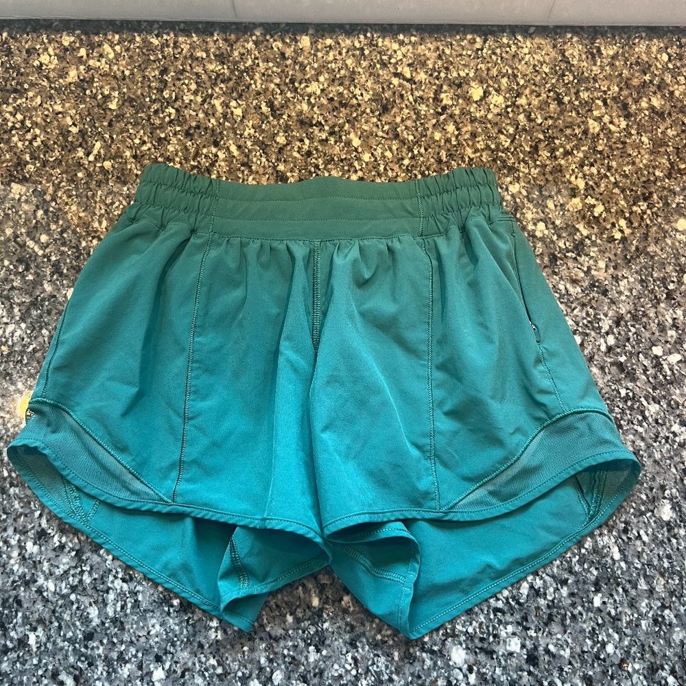Green Lululemon Hotty hot athletic shorts